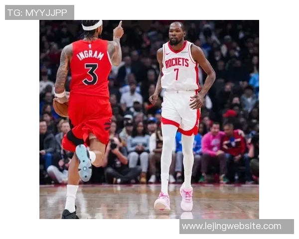 里夫斯绝杀助力火箭连胜弗拉格迎来成人礼的辉煌时刻 里夫斯绝杀助力火箭连胜弗拉格迎来成人礼的辉煌时刻